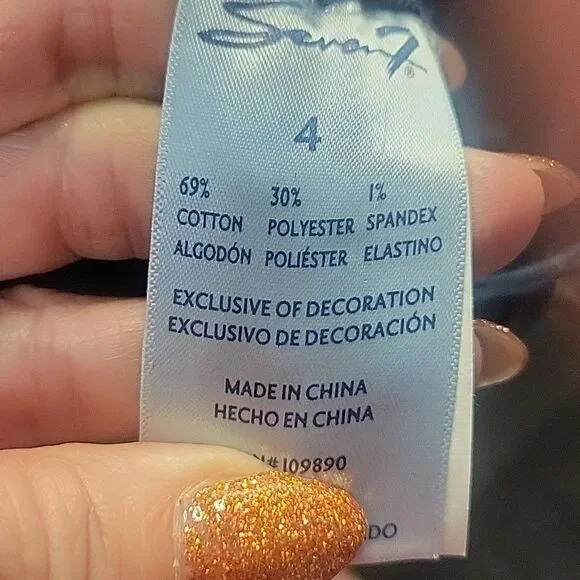 SEVEN jeans, weekend slim fit. Size 4. 1% spandex. Size 4 - Picture 6 of 7